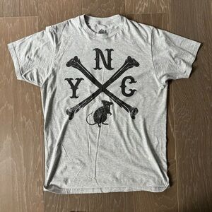 NYC Hardcore Rat Graphic Short Sleeve T-Shirt - Light Gray M